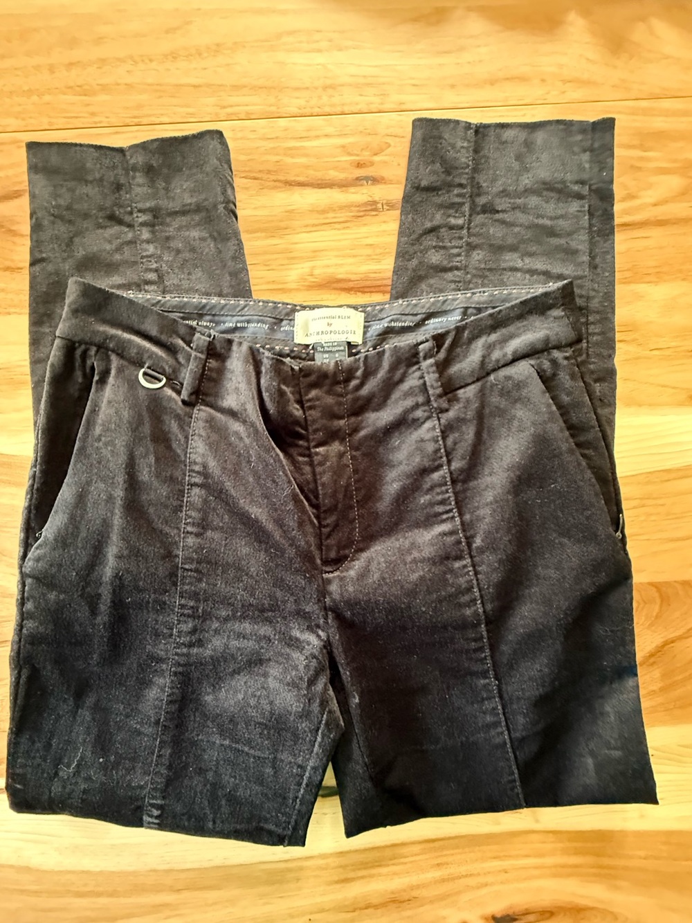 Anthropologie "the essential SLIM" Black Corduroy Trousers - Women's Size 0